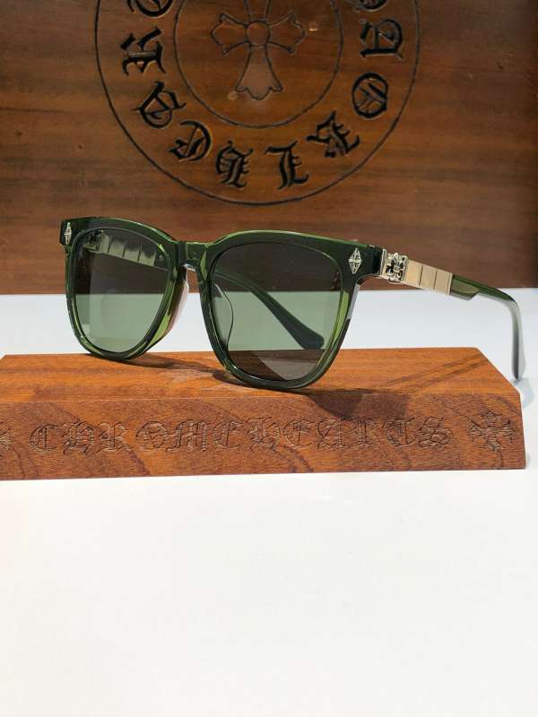 Picture of Chrome Hearts Sunglasses _SKUfw52079873fw